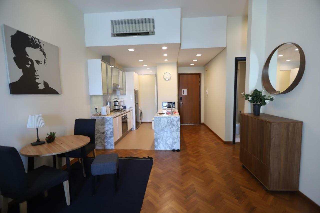The Straits Quay Marina By Messina Clive Apartment George Town Bagian luar foto