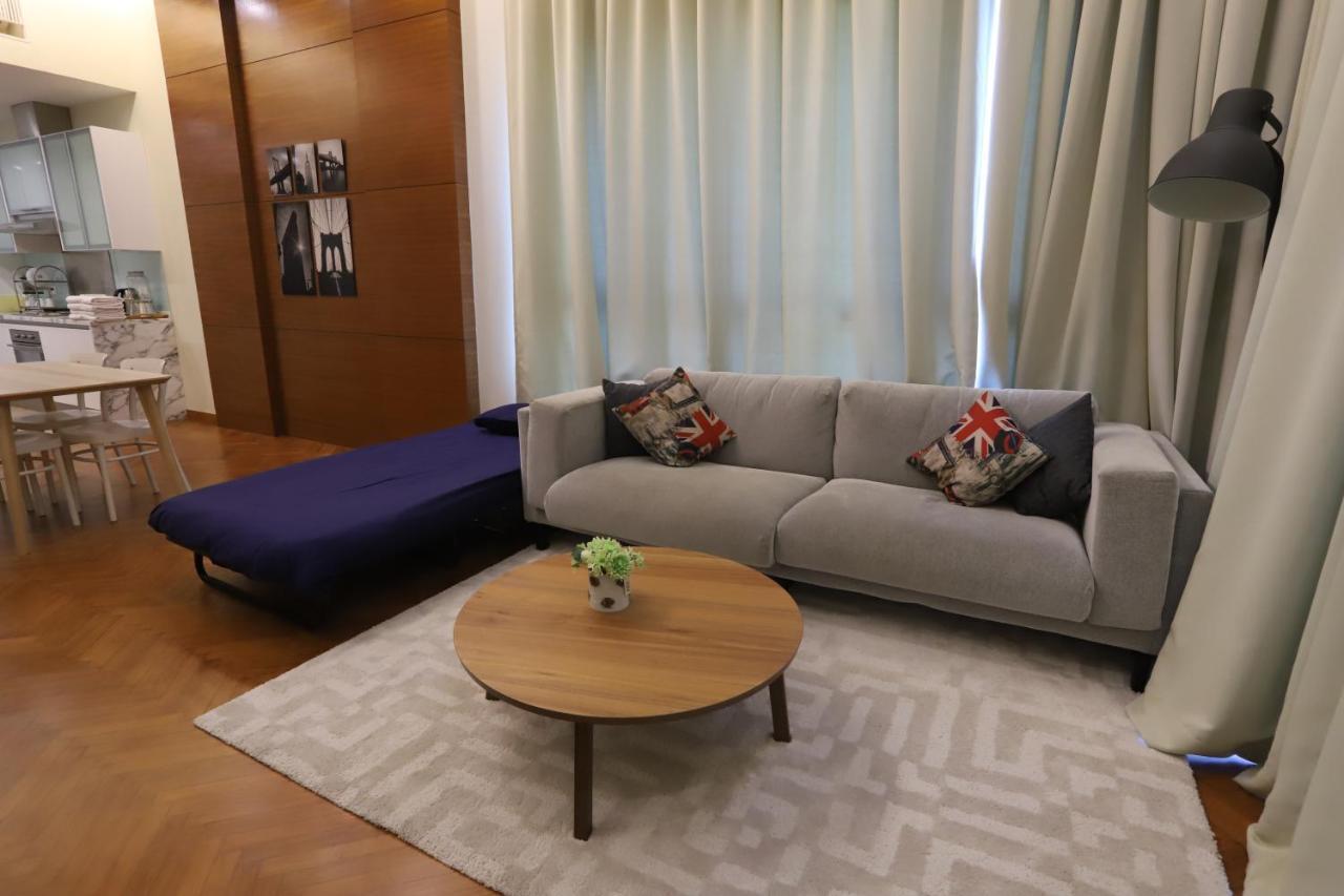 The Straits Quay Marina By Messina Clive Apartment George Town Bagian luar foto