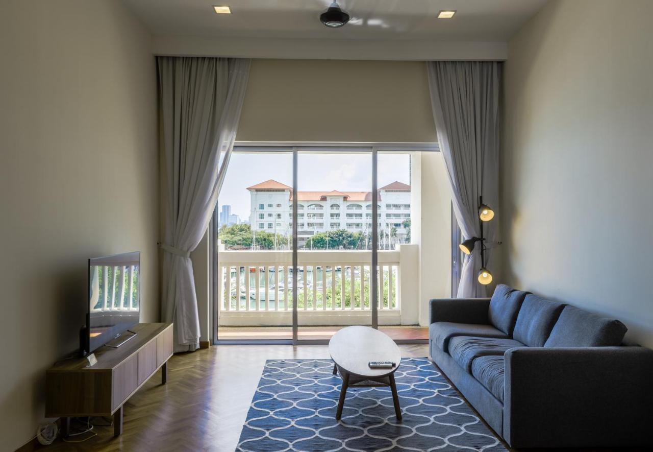 The Straits Quay Marina By Messina Clive Apartment George Town Bagian luar foto